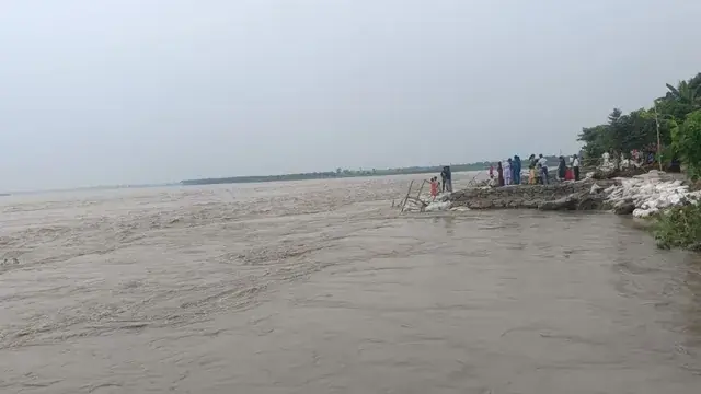 नेपाल में भीषण बाढ़ से 734 की मौत, 3000 से अधिक सुरक्षित