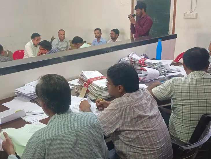 अलवर में 132 नामांकन पत्र निरस्त, पूर्व सभापति का पर्चा भी खारिज