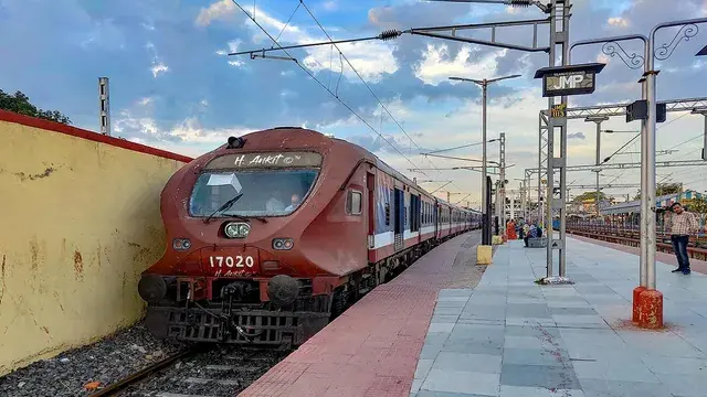 जन्माष्टमी पर बिहार-झारखंड के बीच 3 जोड़ी विशेष ट्रेनें चलेंगी