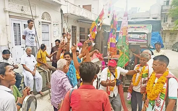 जालोर से 28वां जातरू पैदल संघ रामदेवरा के लिए रवाना