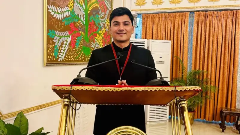 27 वर्षीय शारदेंदु ने 46 लाख की नौकरी छोड़ सेना में की भर्ती