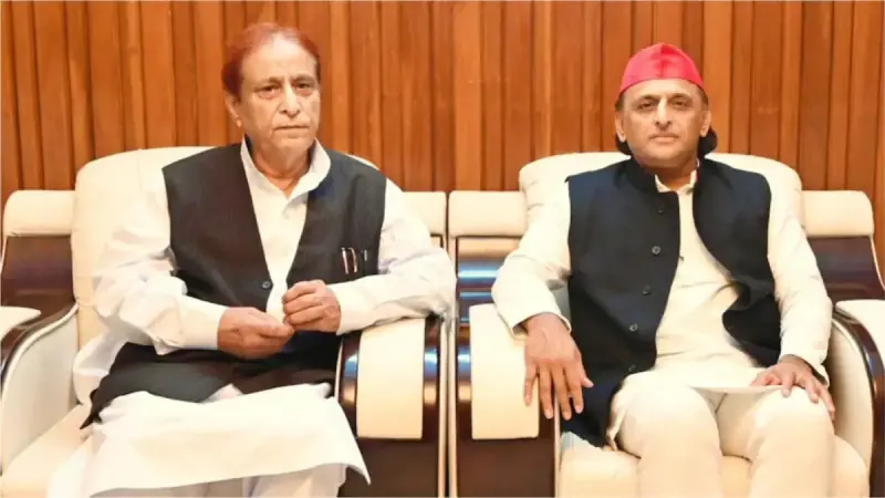 अखिलेश यादव ने कहा- बीजेपी जानबूझकर आजम खान को परेशान कर रही है