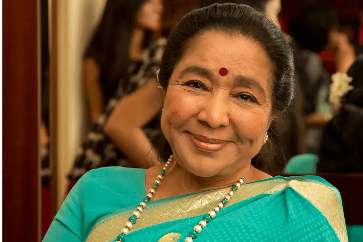 आशा भोसले का आखिरी गाना रिलीज