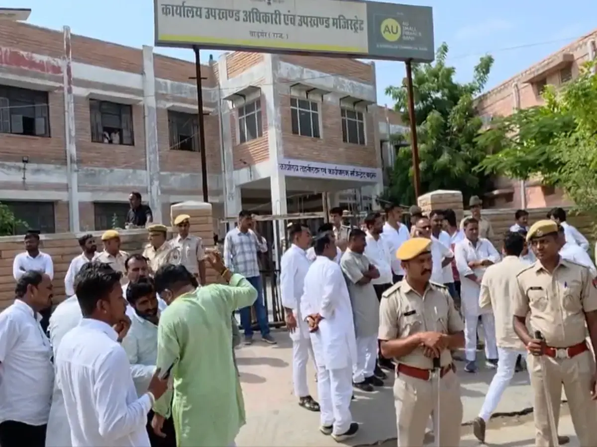बाड़मेर में भाजपा-आरएलपी कार्यकर्ताओं के बीच नामांकन वापसी को लेकर झड़प