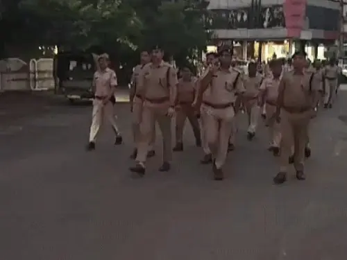 भीलवाड़ा में पुलिस ने निकाला फ्लैग मार्च, शांतिपूर्ण मतदान का भरोसा