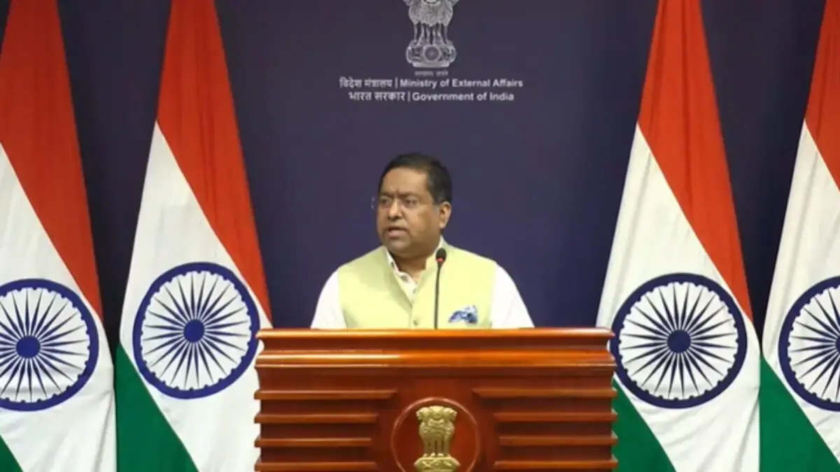India Continues Receiving Energy Through Bab-el-Mandeb Strait