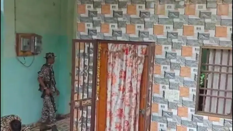 ईओयू ने संजीव मुखिया और बेटे को रिमांड पर लिया