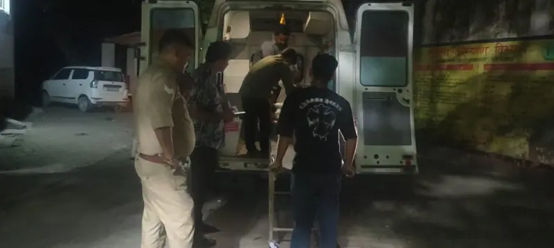जालंधर-पठानकोट हाईवे पर ट्रैक्टर को अज्ञात वाहन ने टक्कर मारी