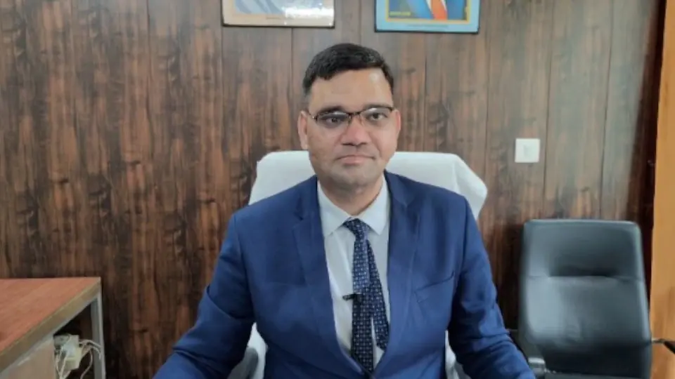 जालौन में IAS रिंकू सिंह राही को कारण बताओ नोटिस जारी