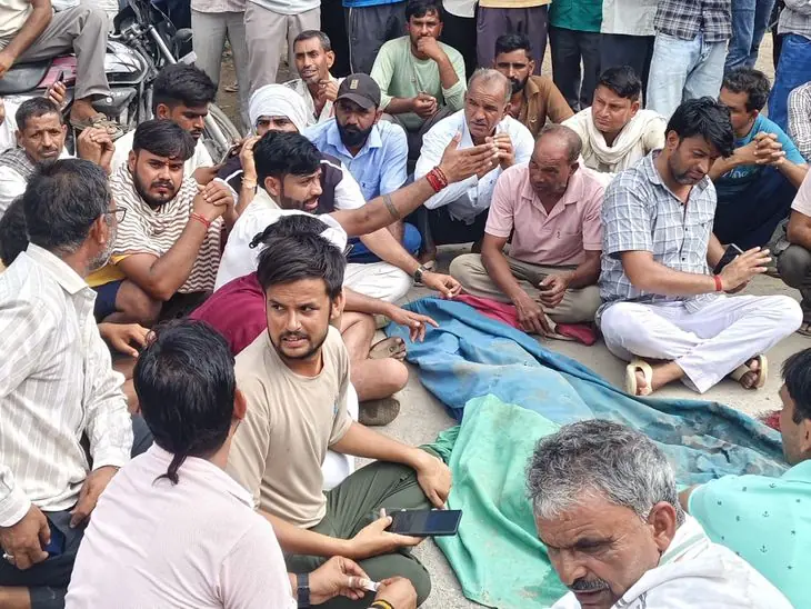 कोटपूतली में ट्रेलर हादसे के बाद प्रदर्शन