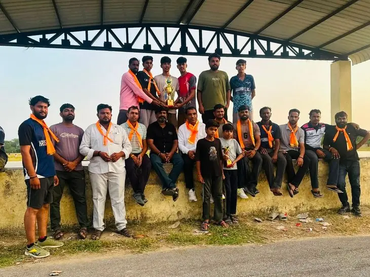 पीपली अहिरान क्रिकेट प्रतियोगिता का फाइनल मैच