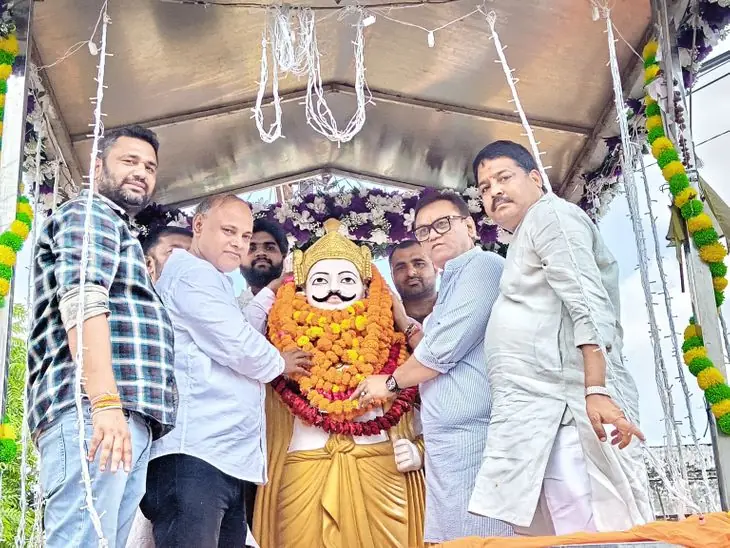 मवाना में गुर्जर सम्राट मिहिर भोज की जयंती समारोह