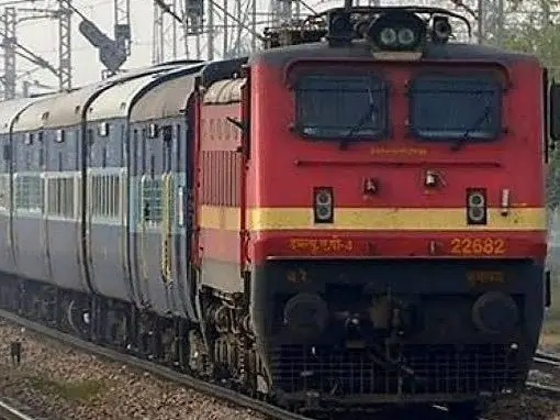 पितृपक्ष और गणेश उत्सव पर रेलवे चलाएगा विशेष ट्रेनें