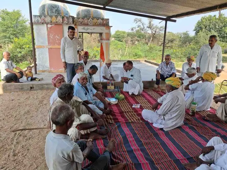 Farmers raised issues of electricity and water in Dangrali of Revadar