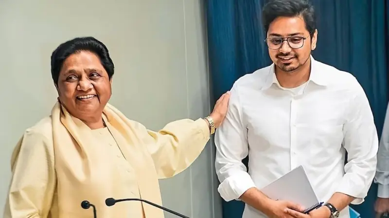 संजय निषाद ने आकाश आनंद को पार्टी में सम्मान और पद का भरोसा दिया