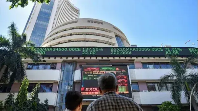 शेयर बाजार में गिरावट, निफ्टी और सेंसेक्स लाल निशान में खुले