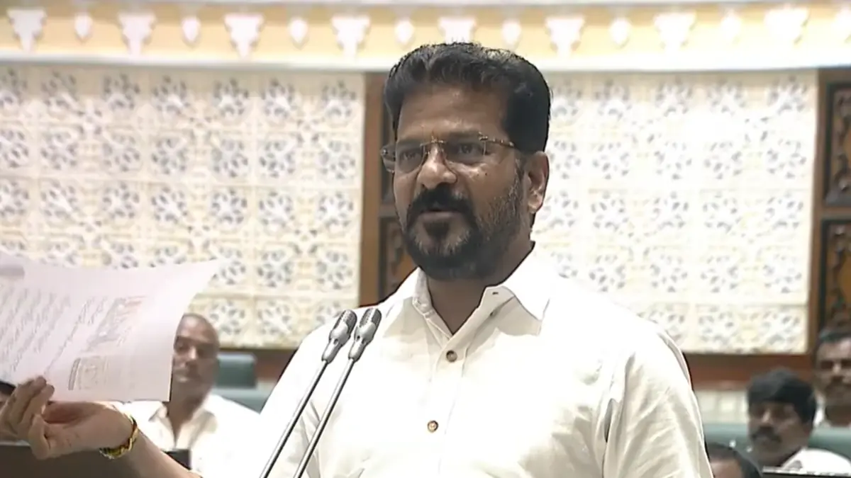 Telangana CM orders probe into remarks against Speaker
