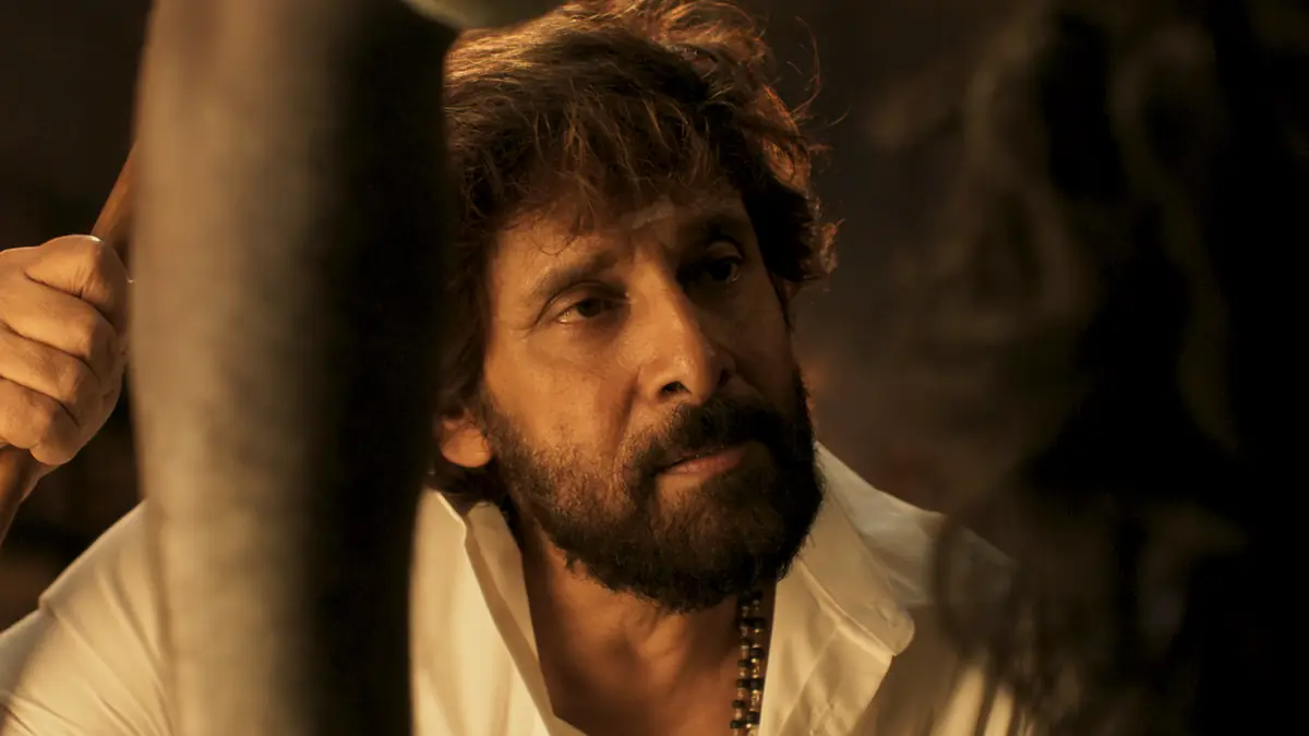 Vikram to star in Anand Shankar's next titled Power House